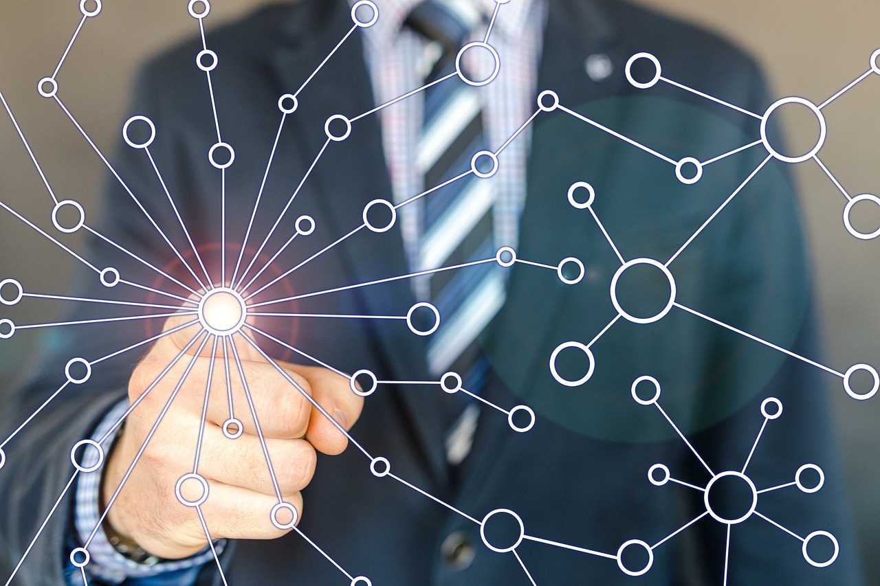 Rank Tracker Data, ChatGPT Tags & AI Search Links – SEO Pulse via @sejournal, @MattGSouthern